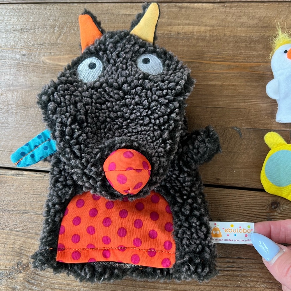 Big Bad Wolf hand puppet with 8 finger puppets accessories